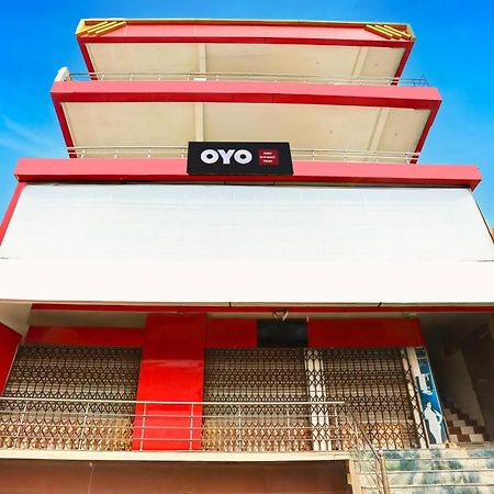 Hotel O Arvi Guest House Varanasi Exterior photo
