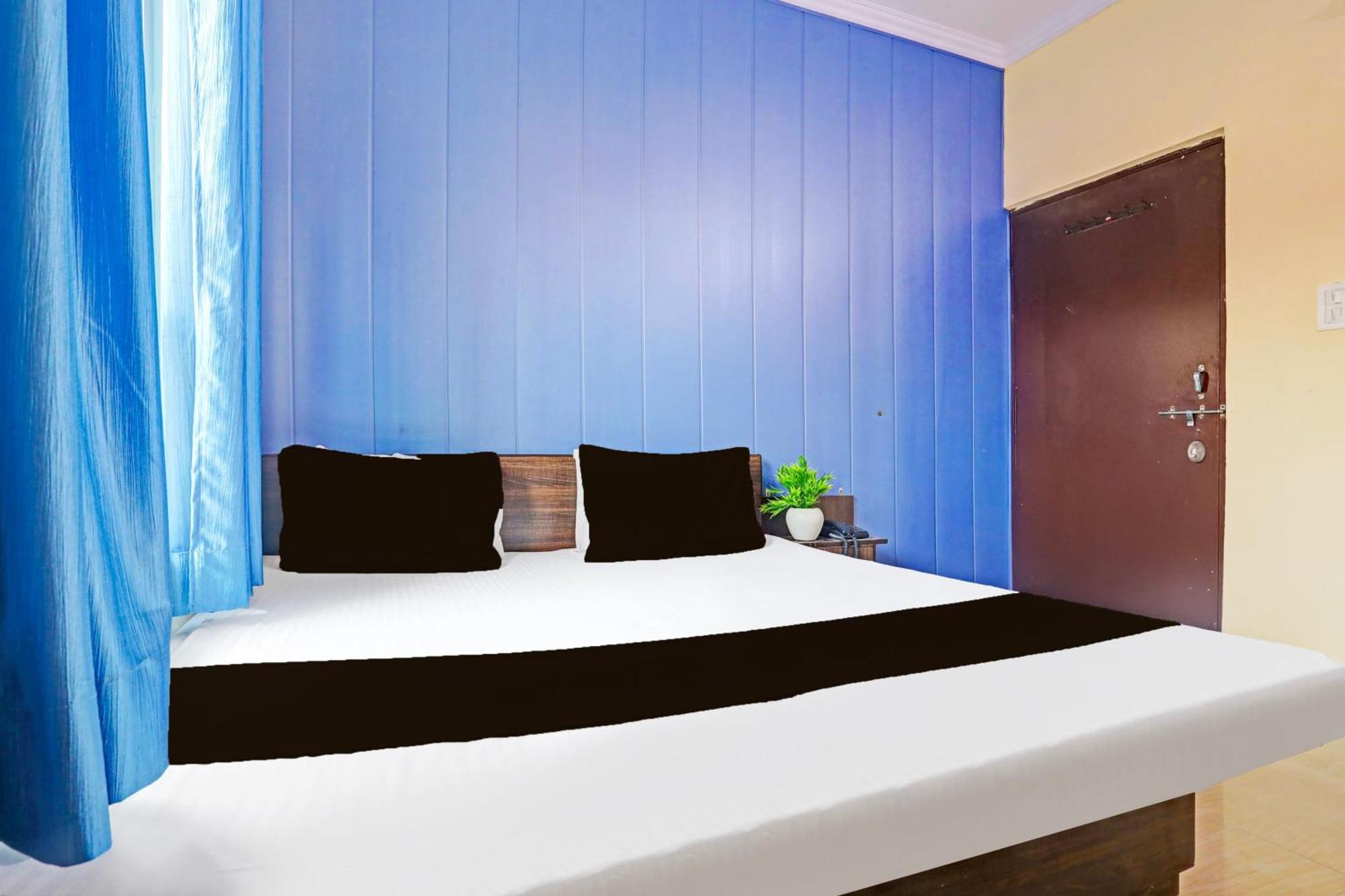 Hotel O Arvi Guest House Varanasi Exterior photo