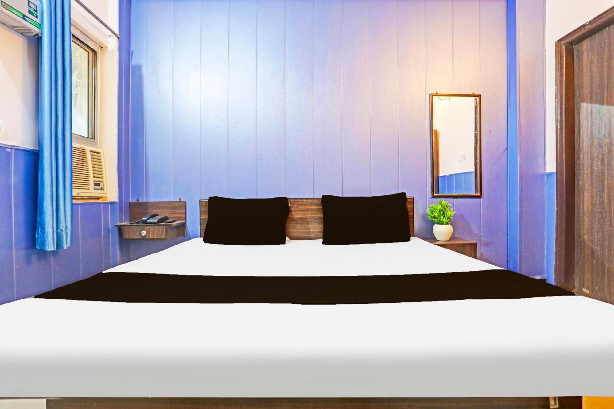 Hotel O Arvi Guest House Varanasi Exterior photo